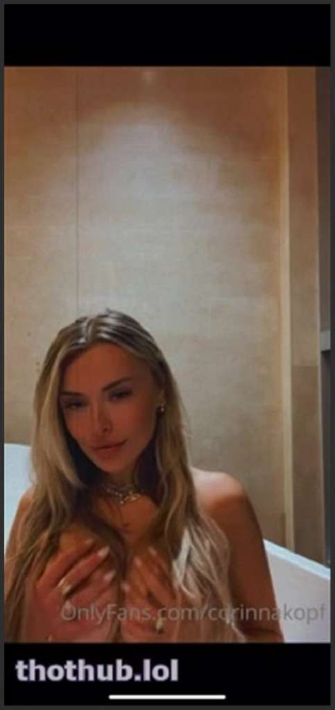 Corinna Kopf Asiatin leckt beim Dreier gern Männerärsche